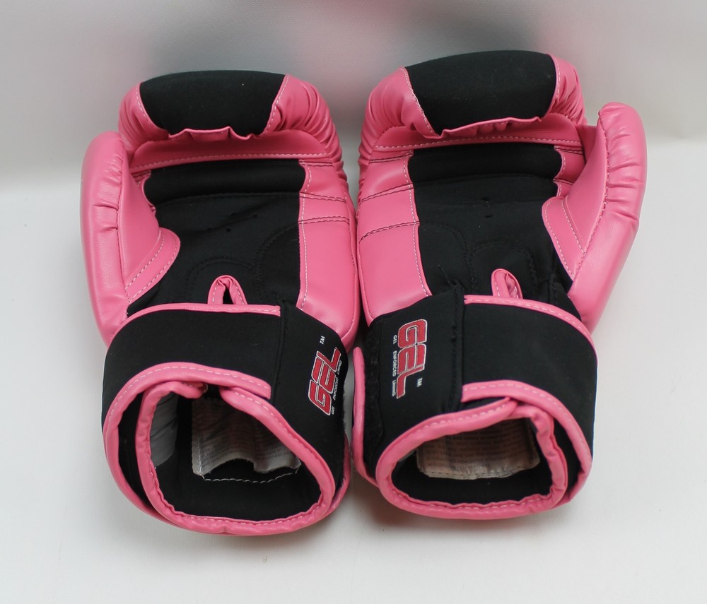 Title Boxing Gel Size Medium Boxing Gloves