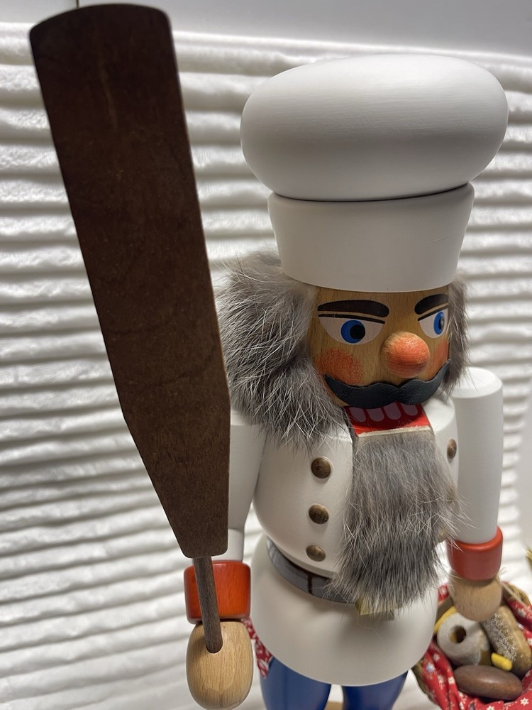 Vintage Stracoland Colmnitz Erzgebirge Nutcracker Baker 15"