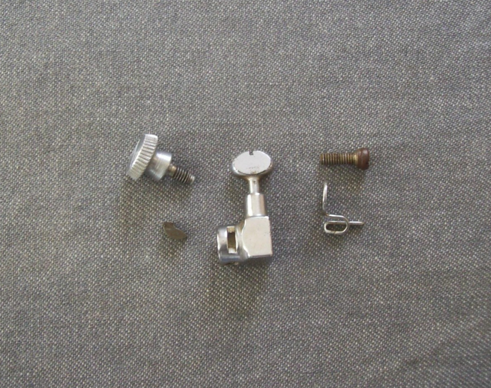 Singer Touch & Sew 620 Sewing Machine Needle Clamp, & Thread Guide & Misc. Parts