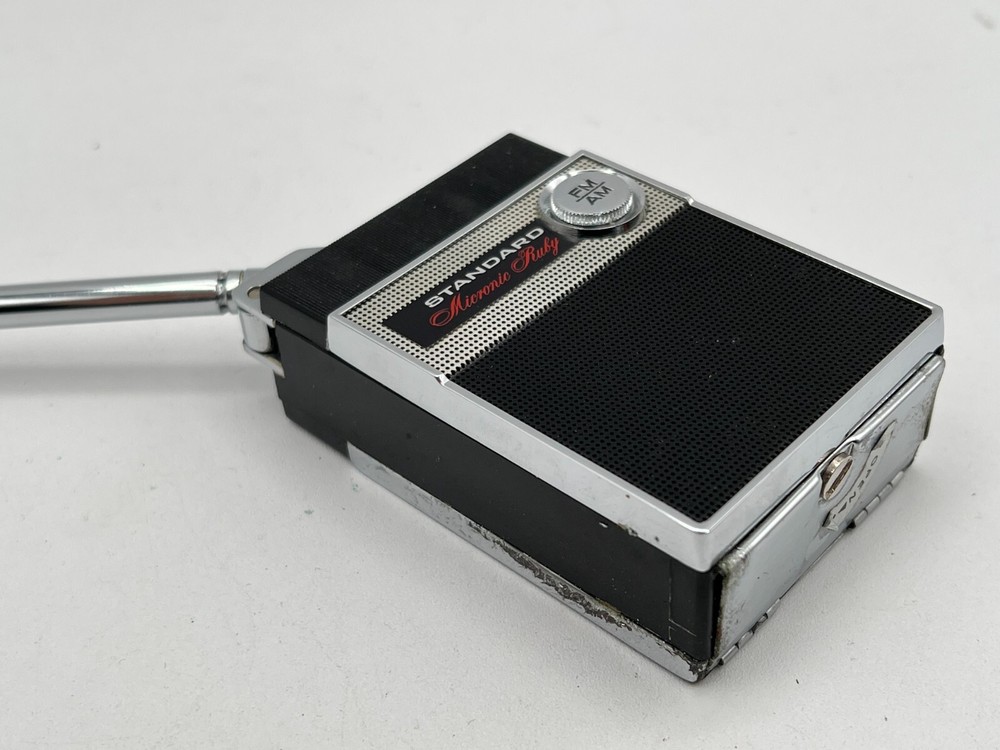 Vintage Standard Micronic Ruby SR-Q460F AM FM Transistor Radio UNTESTED *READ*