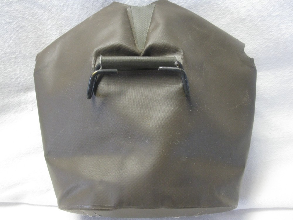 Surplus Dutch Canteen Pouch 1 Quart Plastic