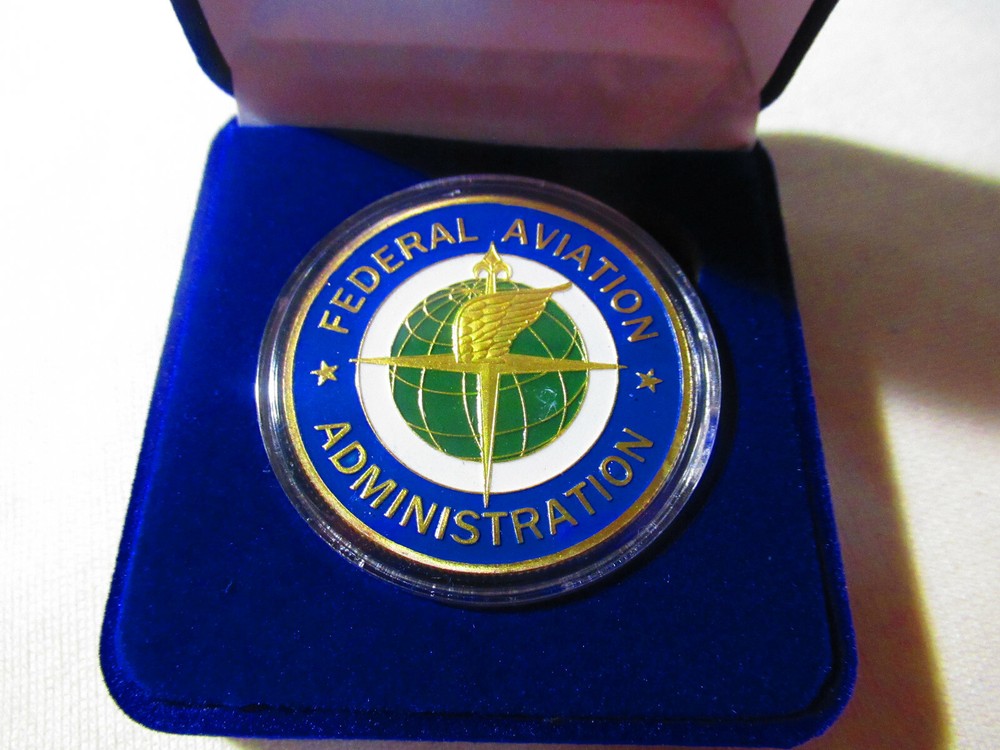 FEDERAL AVIATION ADMINISTRATION (FAA) Challenge Coin w/ Presentation Box