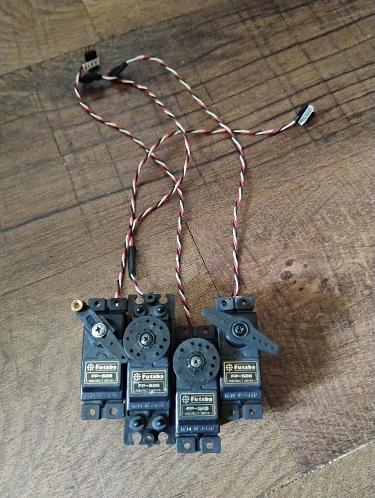 FUTABA FG SERIES 6 Channel Radio System