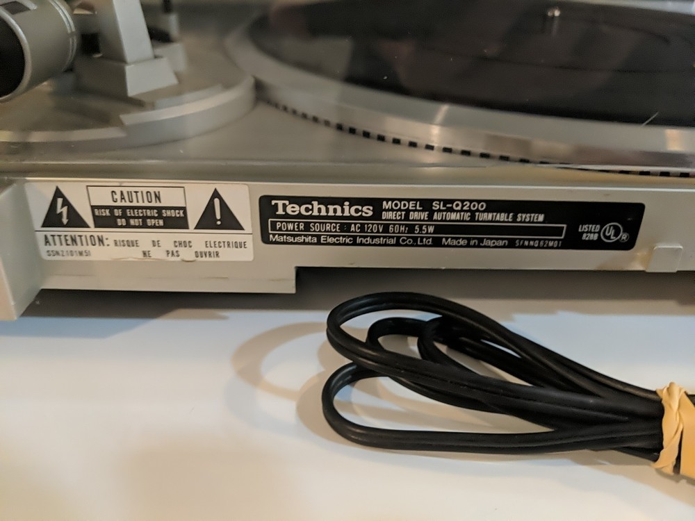 Technics SL-Q200 Quartz Direct Drive Automatic Turntable - Tested - See Video