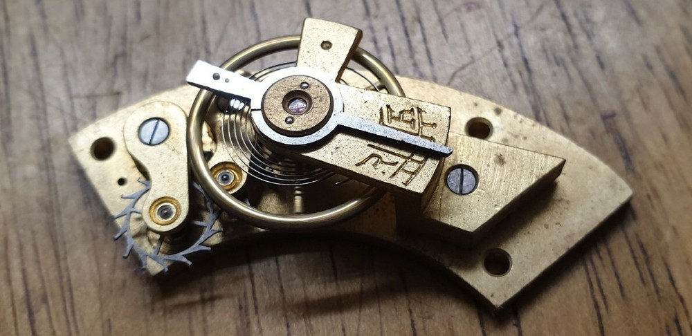 Large Sized Curved Platform Escapement