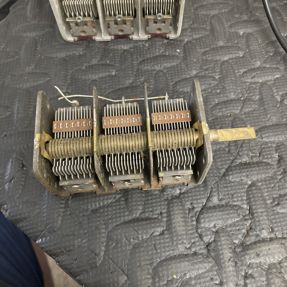 Air Variable Capacitor 28-200pF