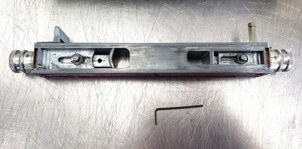 Universal Charge Shuttle Bar