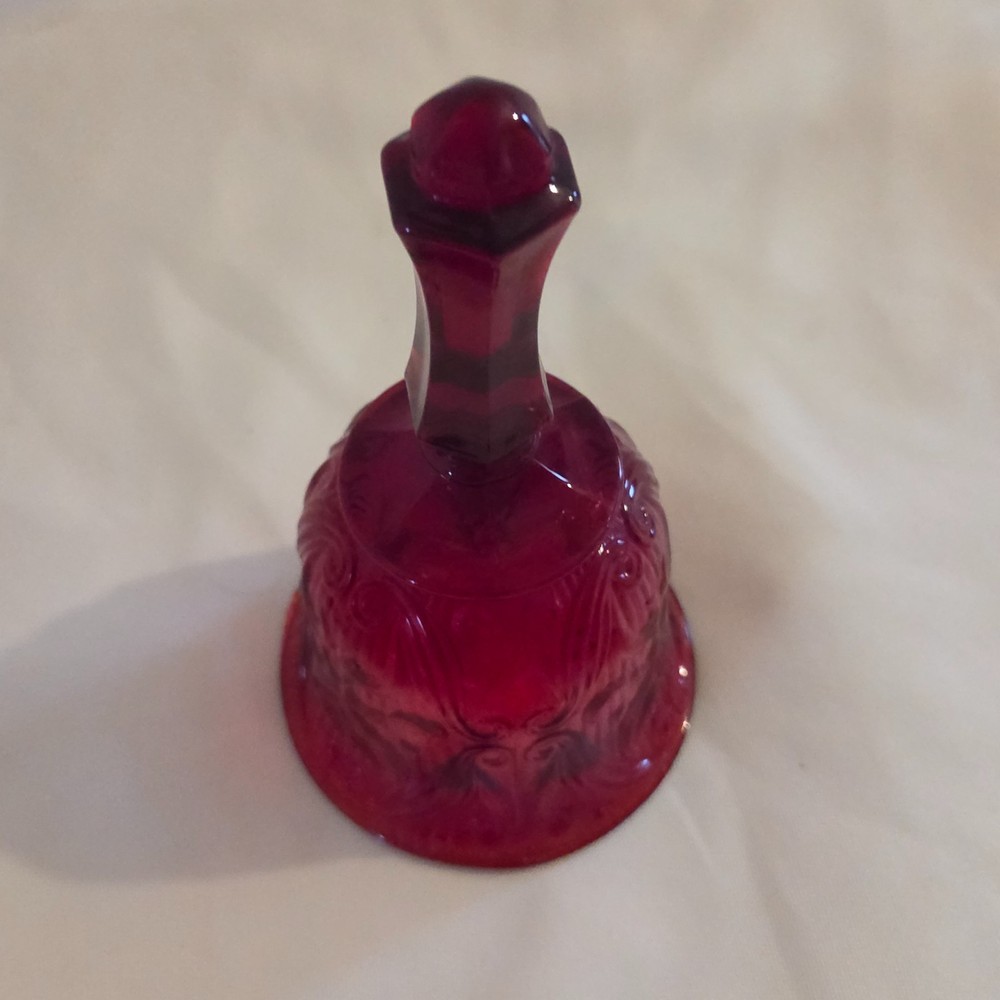Vtg L.E. Smith Ruby Red 40th Anniversary Bell 6 1/4"