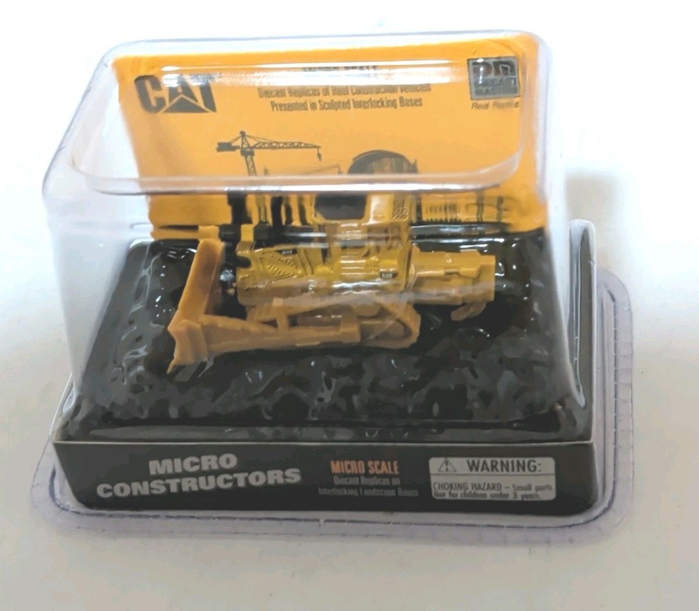 Diecast Masters Cat MICRO D8T TRACK-TYPE TRACTOR Micro Constructors Series 85978