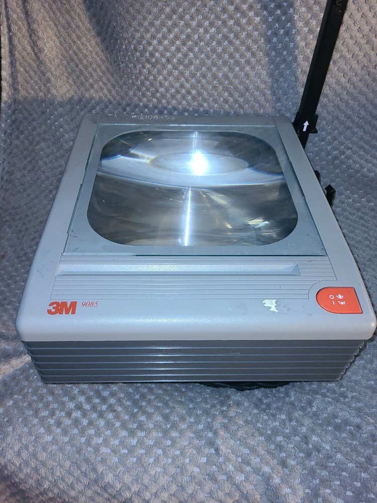 3M Model 9085 Overhead projector