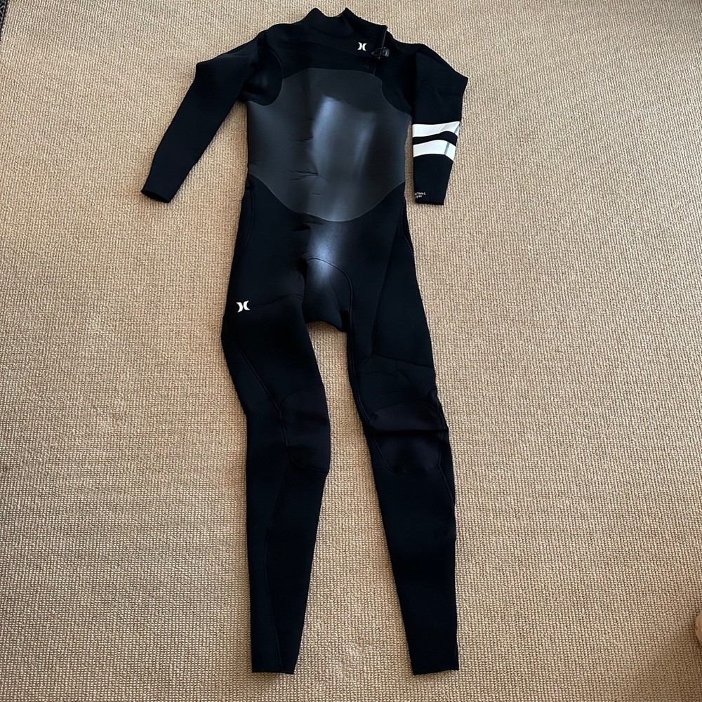 Hurley Advantage Plus 3/2 Wetsuit Size Small, NWT
