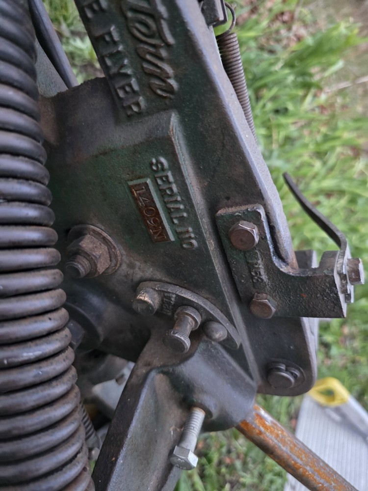 Western White Flyer Trap Machine