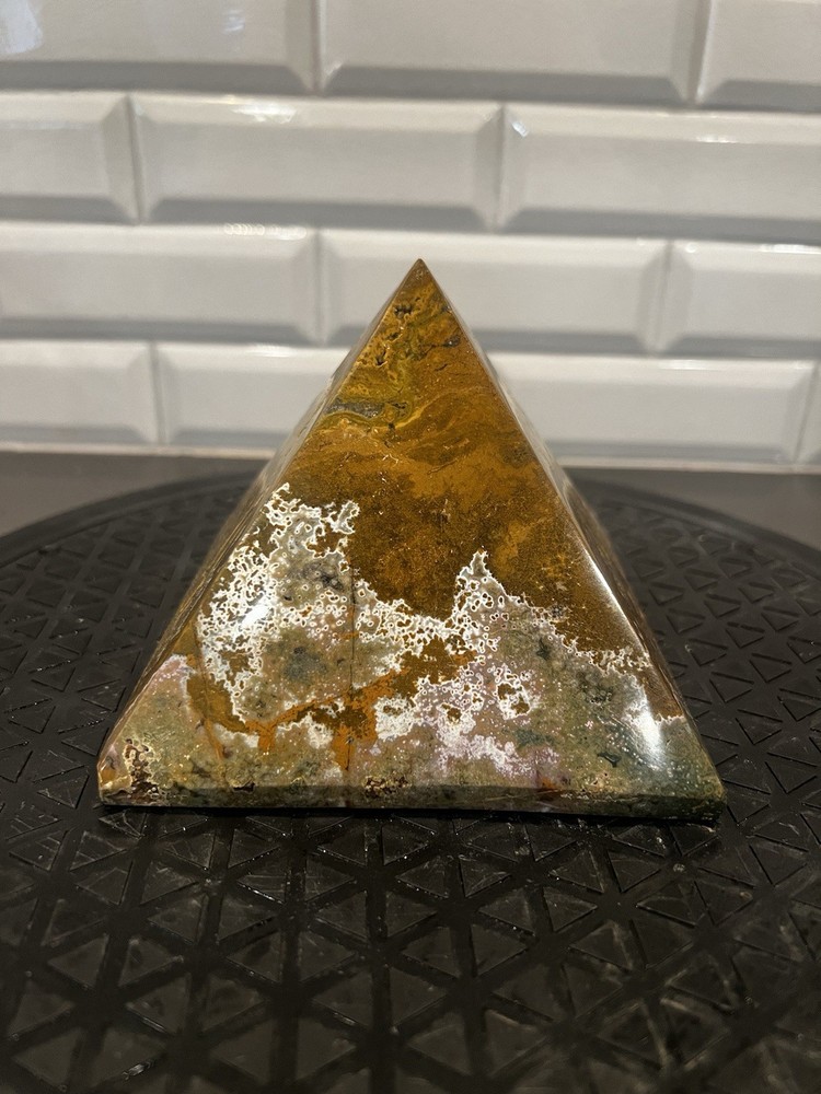Gorgeous Agate Pyramid With Moss. Heavy Solid Crystal!