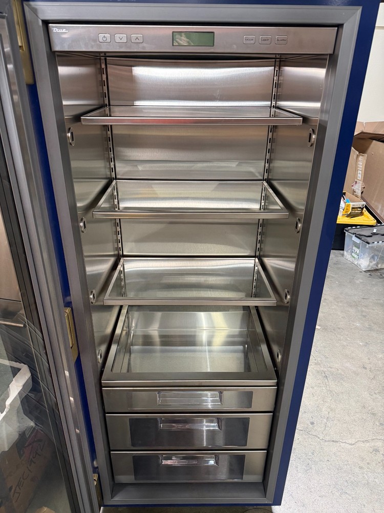 True Residential TR-30REF-L-SG-A 30" Built-In Refrigerator Column – Display