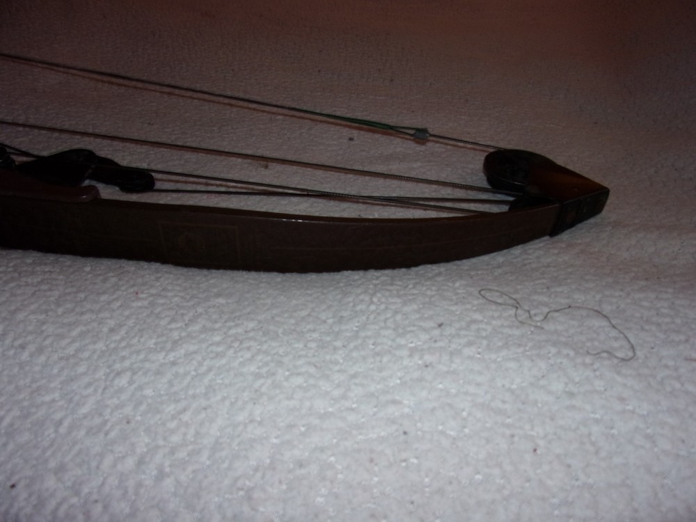 Vintage Bear Archery Whitetail Hunter Compound Bow