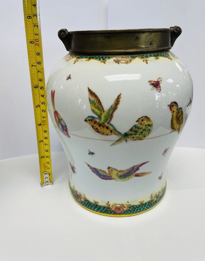 BIRD VASE WITH BRONZE TRIM