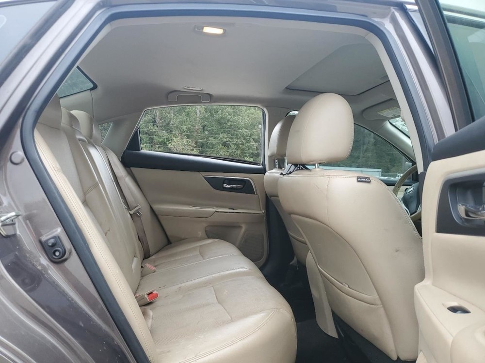 ALTIMA 2017 Glove Box 4910237