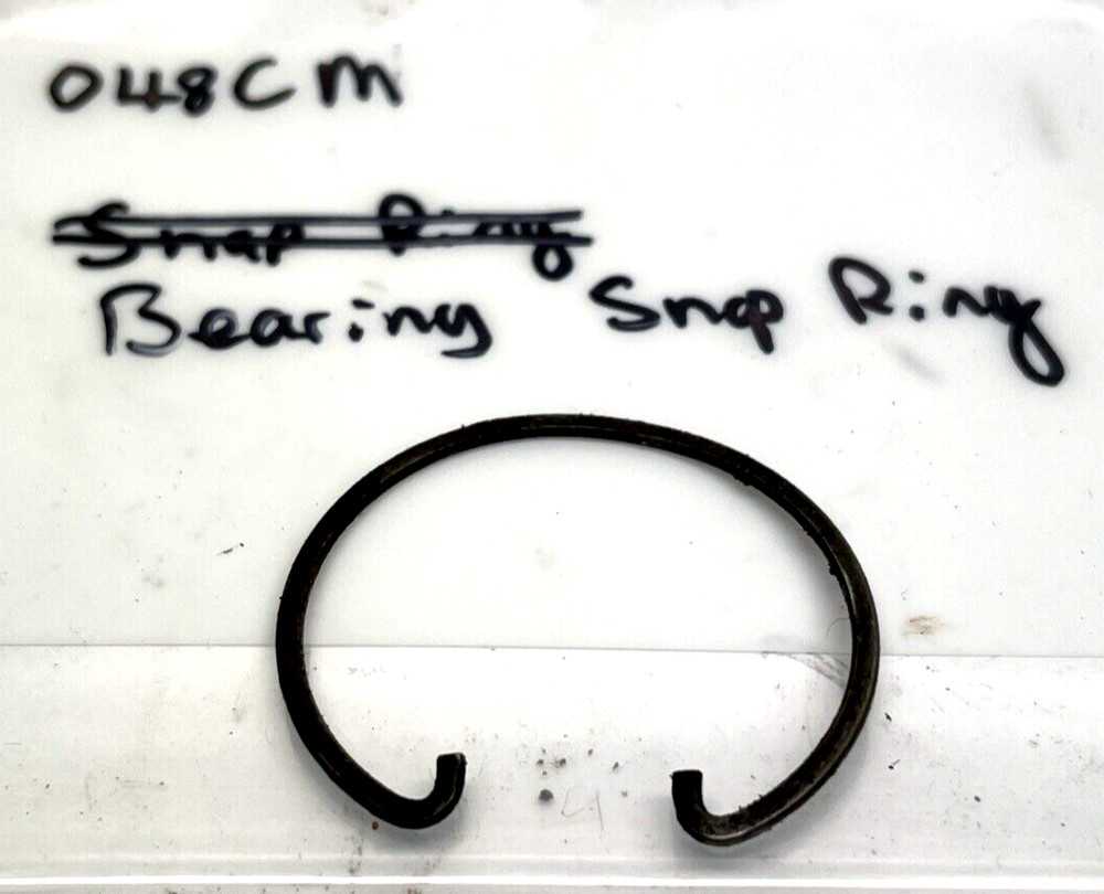 USED CASE TRACTOR 4-CMA MAGNETO BEARING RETAINER SNAP RING 048CM