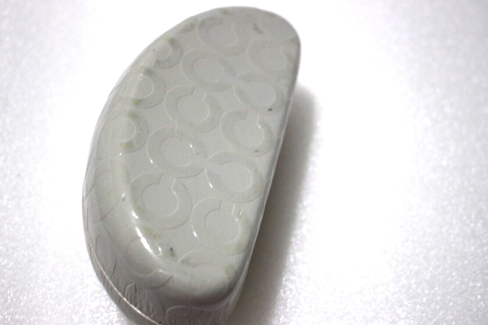 COACH CLAMSHELL LARGE CASE CREAM