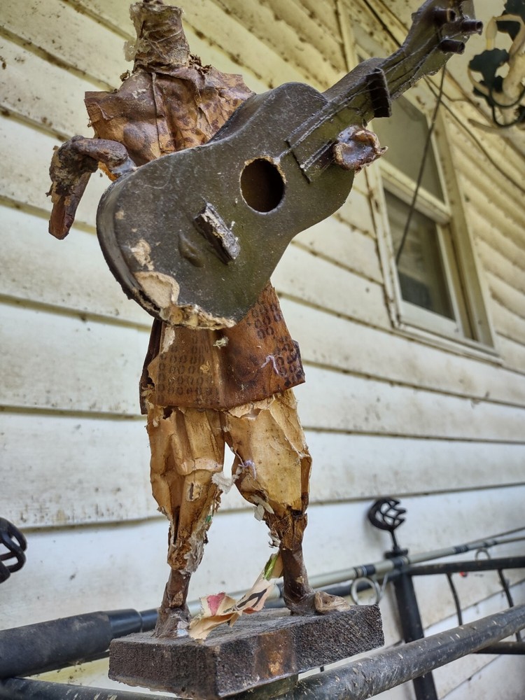 Haunted Headless Paper Mache Man!