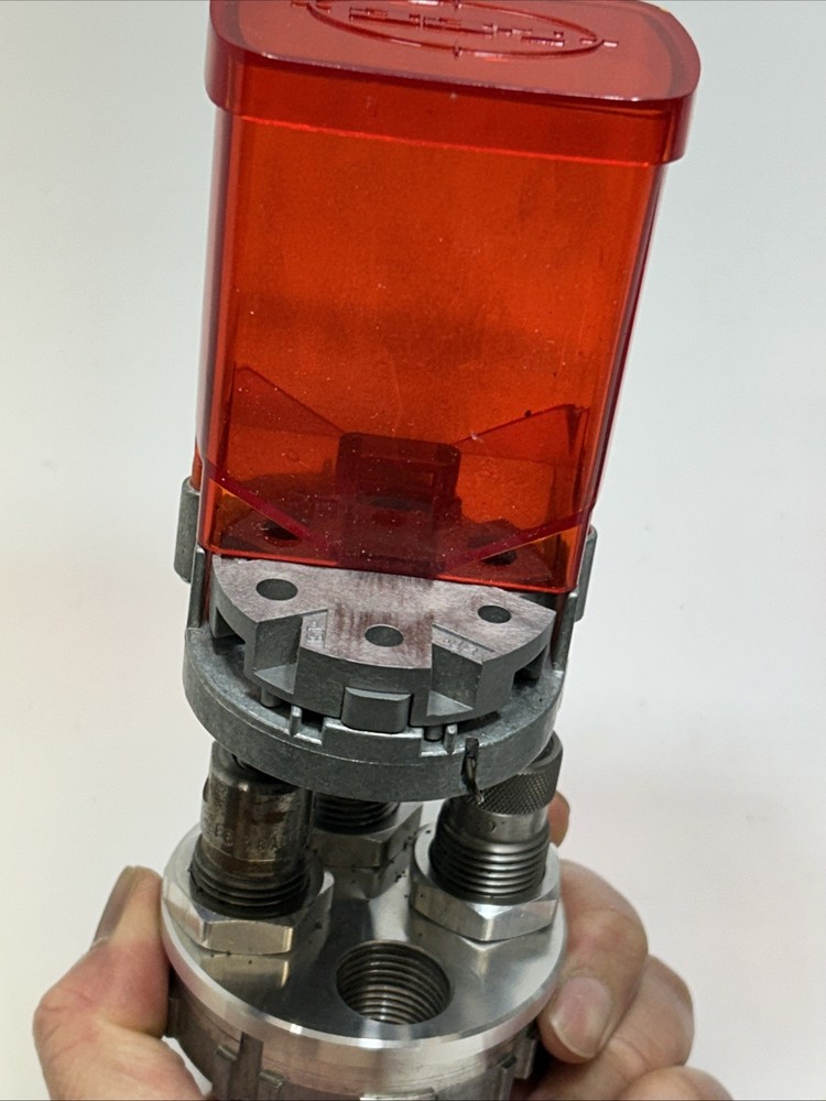 Lee Micro Disk Powder Measure W/ 38 & 38/357 Reloading Dies