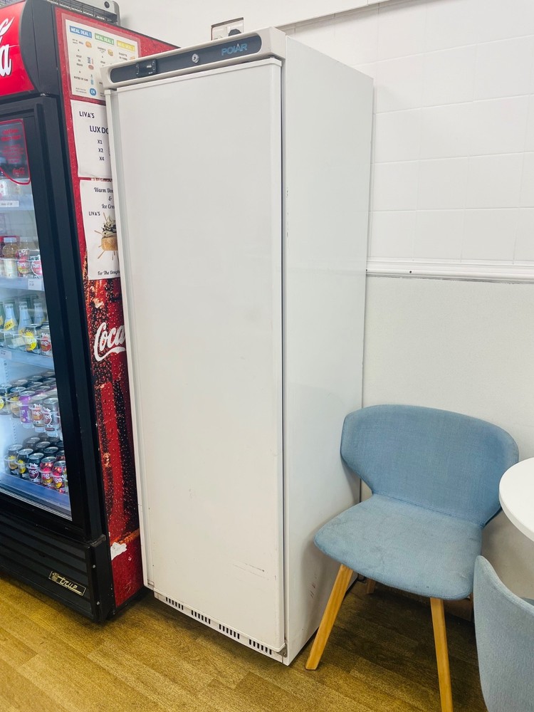 Polar Large Fridge/Refrigerator CD612