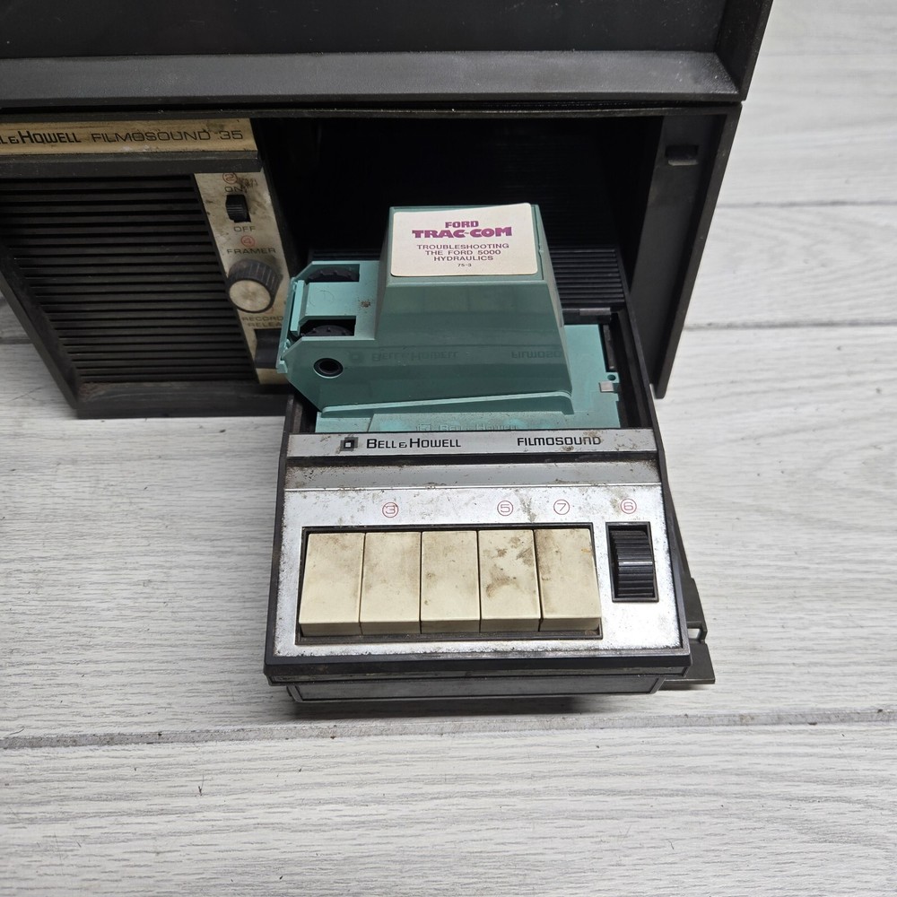 Vintage Bell & Howell Projector Filmosound 35 M Powers On Untested