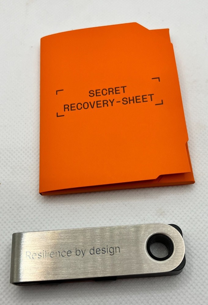 Ledger Nano S Plus Crypto Hardware Wallet
