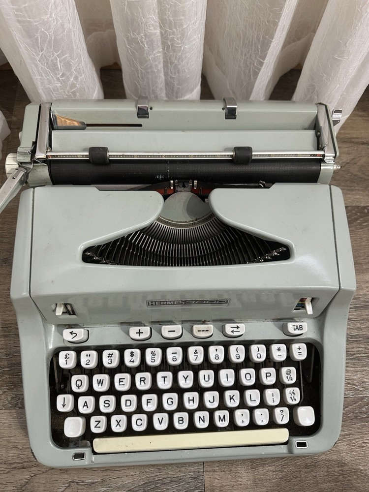 Hermes 3000 Portable Typewriter With Case Seafoam Green