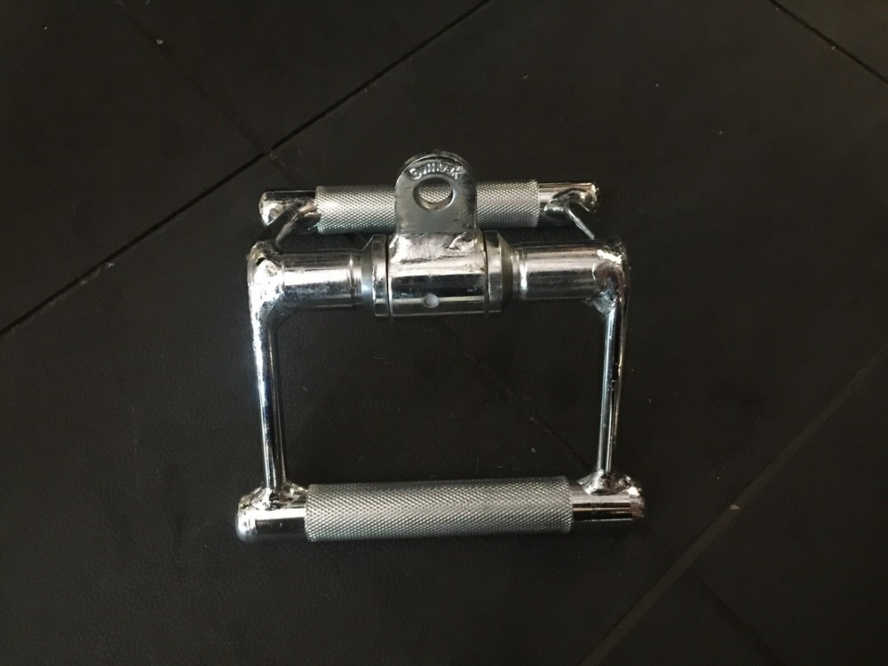 Low Row / Lat Pull Down Cable Attachment