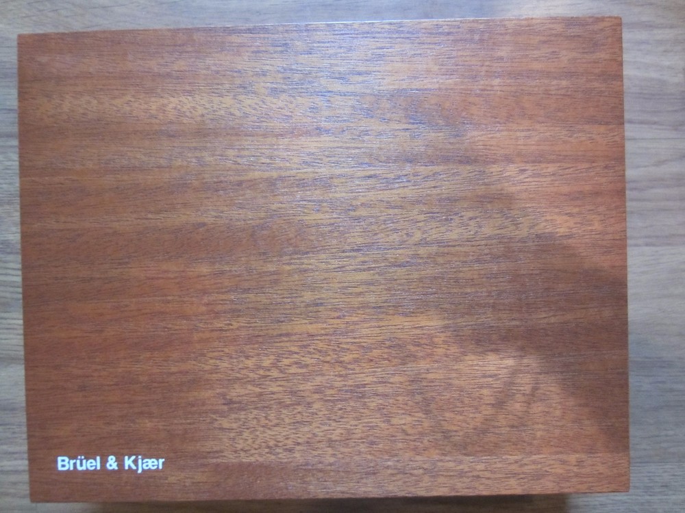 B & K Sound Intensity Calibrator — Type 3541