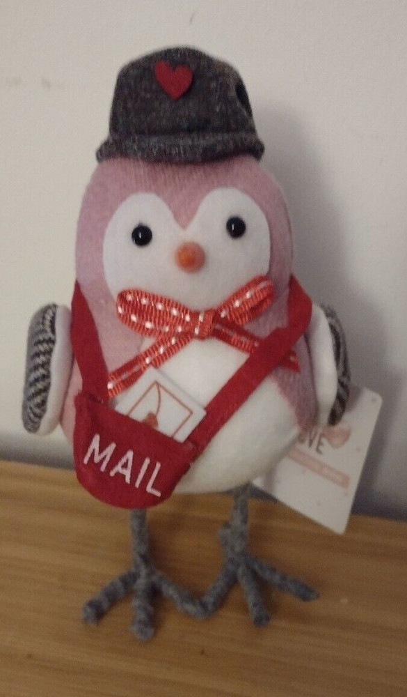 Valentine Decorative Bird Figure