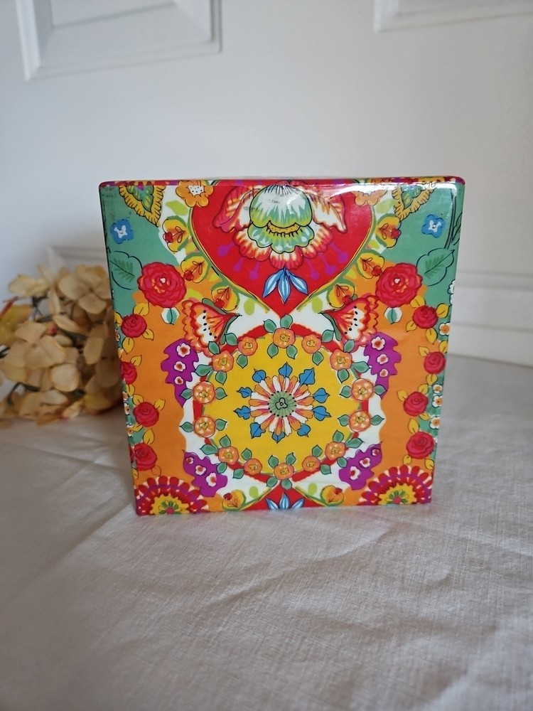 Flower Power Tissue Box Cover Groovy
