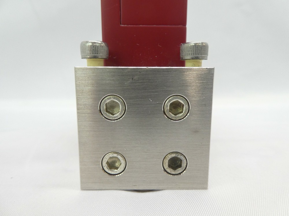 STEC SEC-7330M Mass Flow Controller MFC SEC-7330 1 SLM H2 Working Surplus