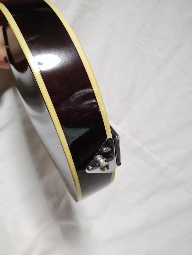 Mavis flat mandolin type A