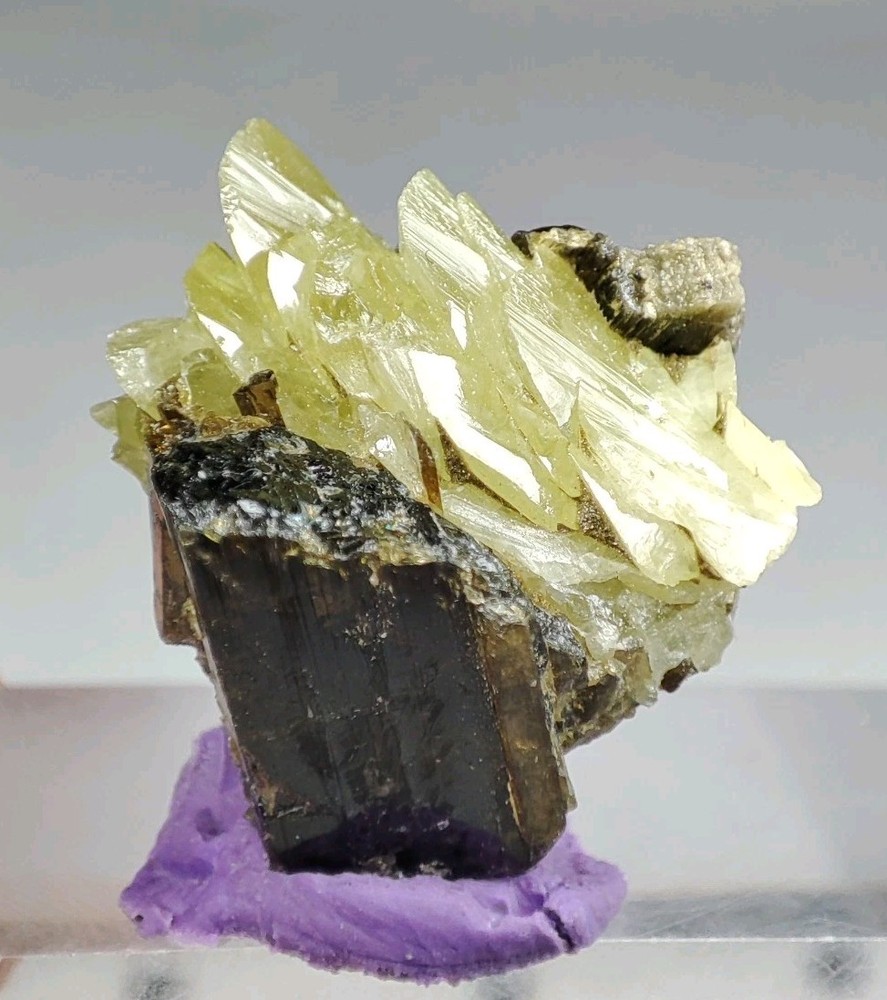Titanite/Sphene Crystal With Epidote& Nice Growth-Mulla Ghani Baba,Pk
