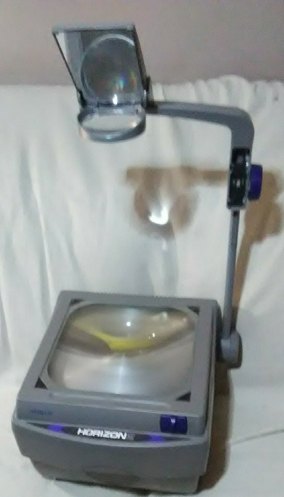 Apollo V16000 Horizon 2 Overhead Projector