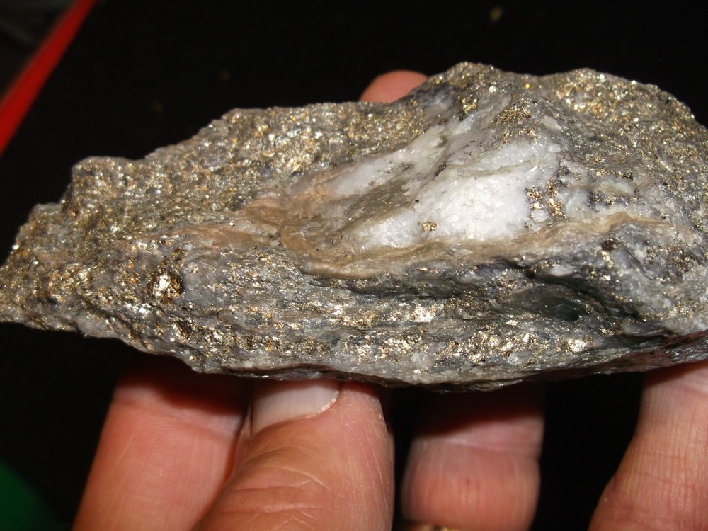 Gold, silver, copper, 244 grams samples ,ore high grade .