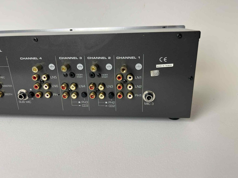 Stanton RM-50 Professional Stereo Mixer (READ DESCRIPTION)