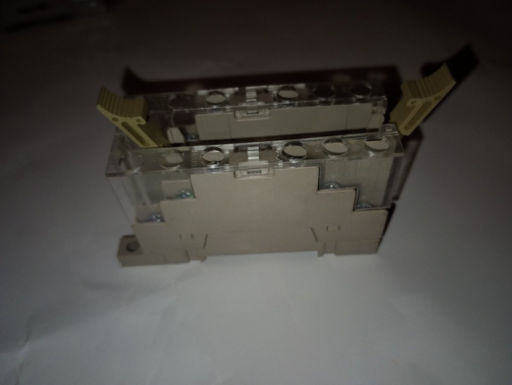 NEW GENUINE OMRON P7SA-14F RELAY SOCKET