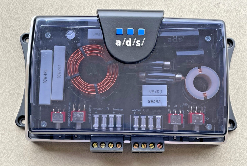 Old School A/D/S 346CS Crossover Pair, Display Unit