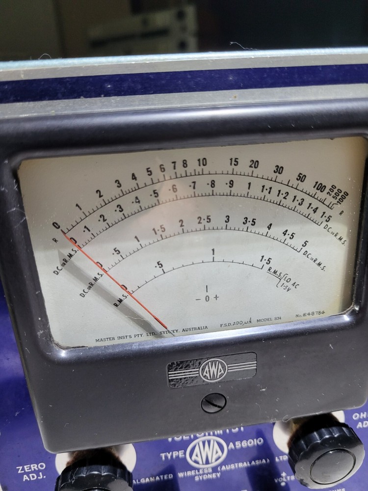 AWA Voltohmyst Type A56010