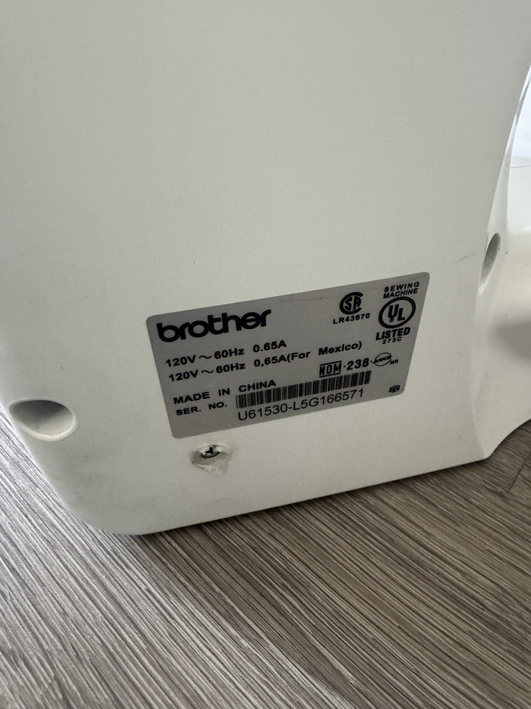 Brother CS-6000i Computerized Sewing Machine w/ Foot Pedal 🔥🔥