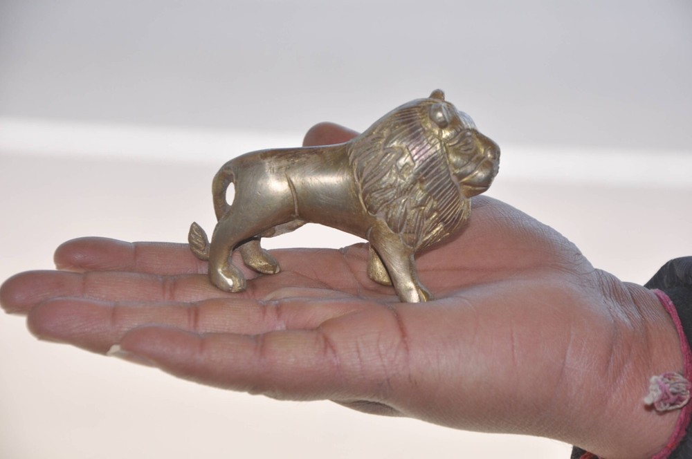 Vintage Brass Handcrafted Engraved Solid Lion Figurine