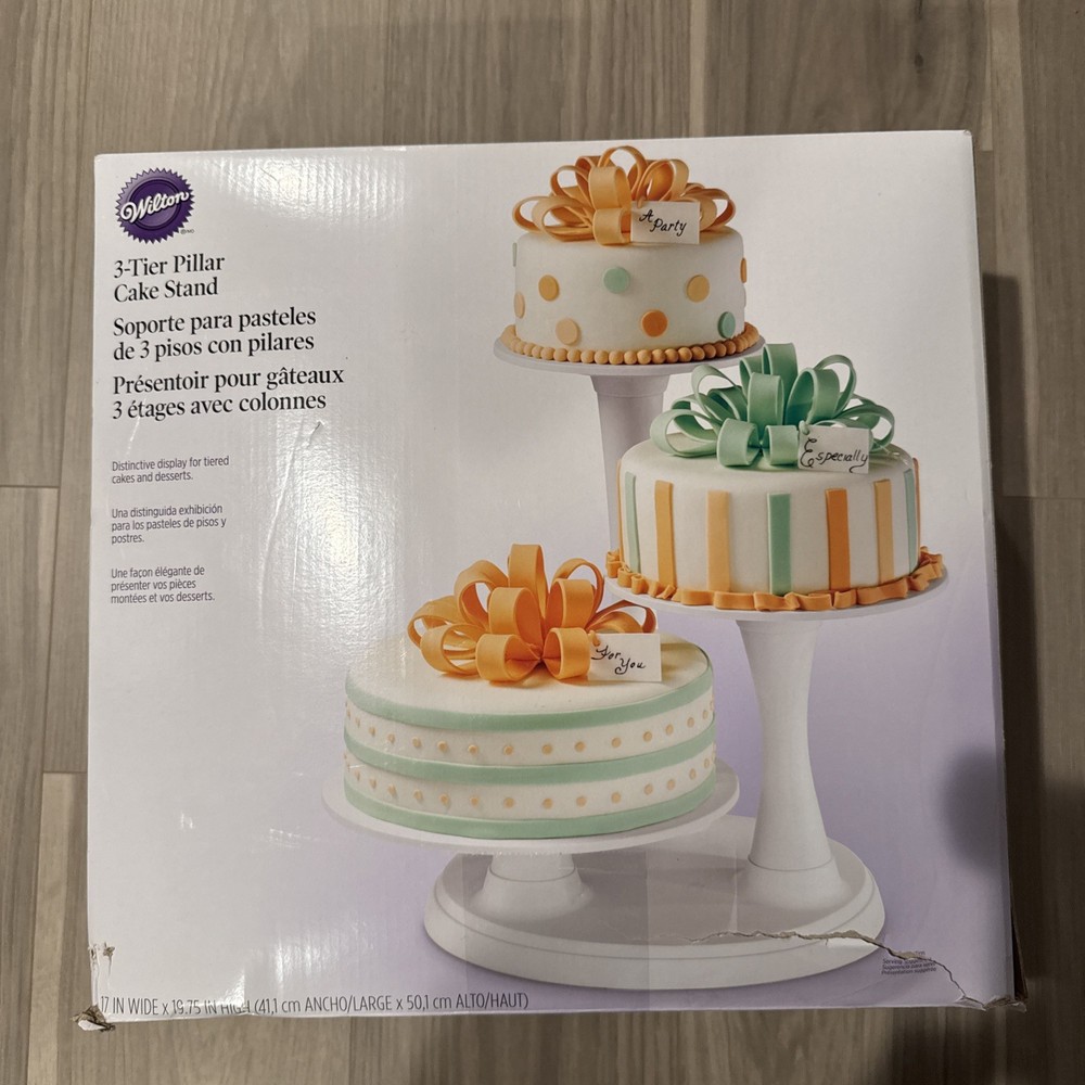 Wilton 3-Tier Pillar Cake Stand