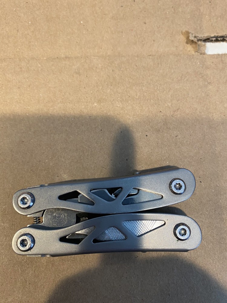mini multi tool used Unbranded
