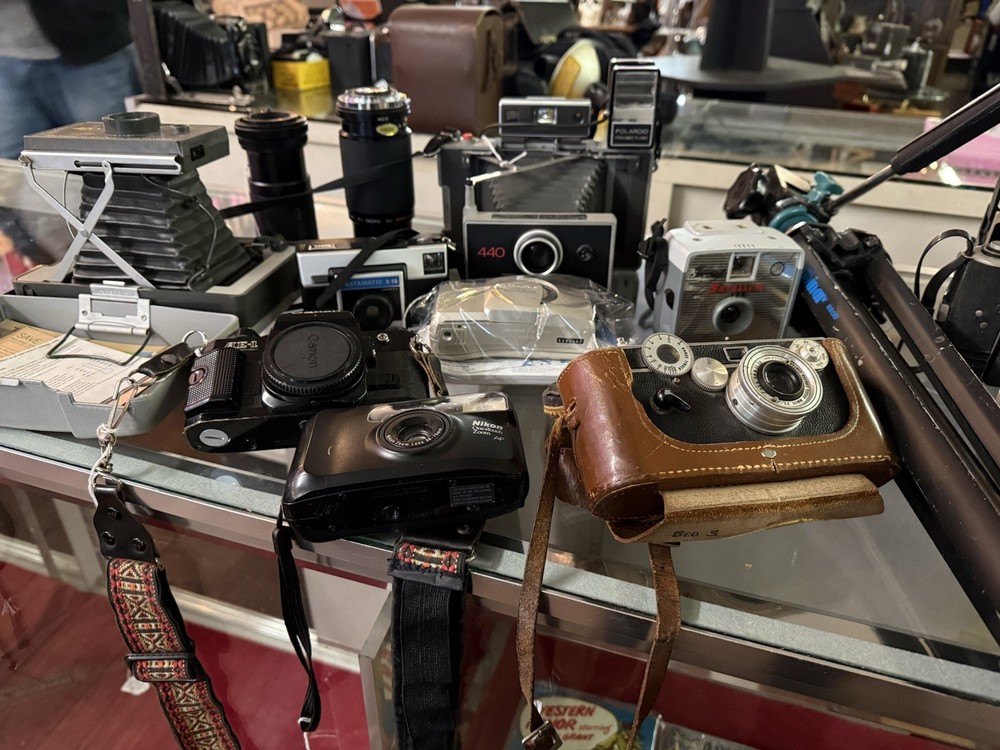Huge Vintage Camera Lot Untested