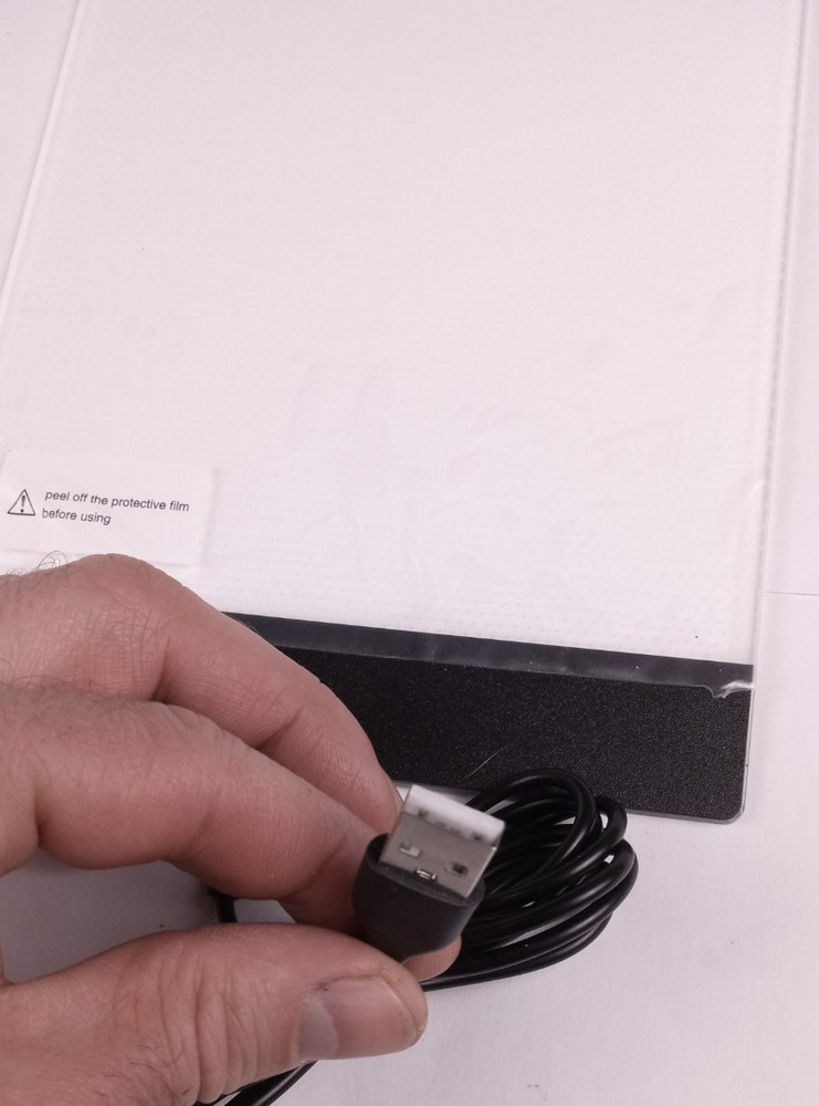 A4 LED Light Pad Drawing Tracing Board w/ USB Cable Dimmable Ultra Thin 9.5x6"