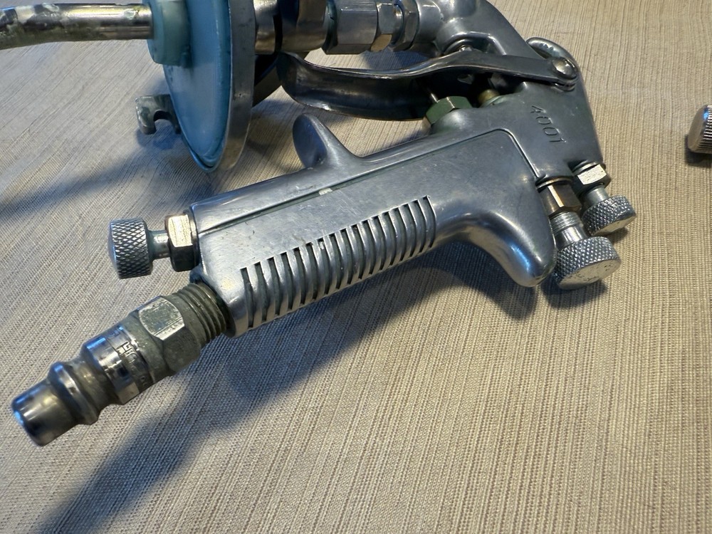 Qty 2 Unbranded Spray Guns Untested Sold As Found