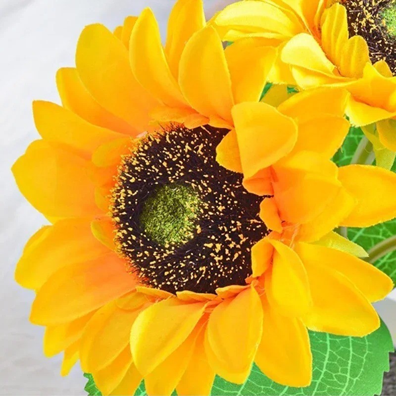 Decorative Sunflower Light | Rechargeable LED 🌻